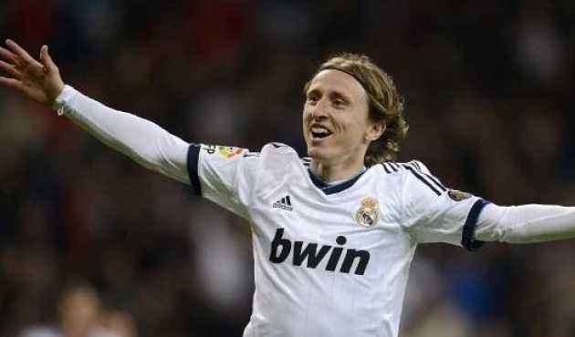 20岁264天！奥莱利是24年来破皇马球门最年轻英超球员（年仅20岁264天，奥莱利成24年来攻破皇马球门最年轻的英超球员）