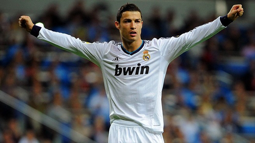 中足联颁奖礼获奖名单：拉莫斯最佳主帅，卡扎荣膺中超MVP（中足联年度颁奖：拉莫斯当选最佳教练，卡扎斩获中超MVP）