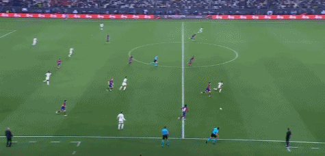 穆勒与梅西交手记录：穆勒正式比赛7胜1负，周末将...（穆勒对梅西交锋史：正式赛7胜1负，周末再度相逢）