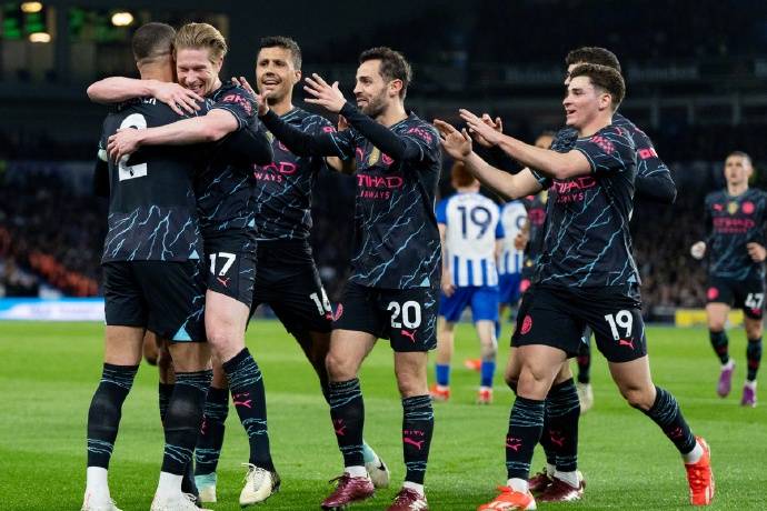 中超最佳进球候选（禁区内）：倒钩凌空脚后跟，谁是你心中的最佳进球？（中超禁区内精彩进球评选：倒钩、凌空、脚后跟，你最看好哪一球？）