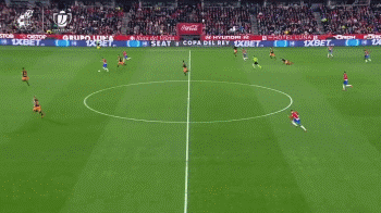 大魔王也来了！张怡宁现场观战（张怡宁亲临现场观赛，“大魔王”到场助阵）